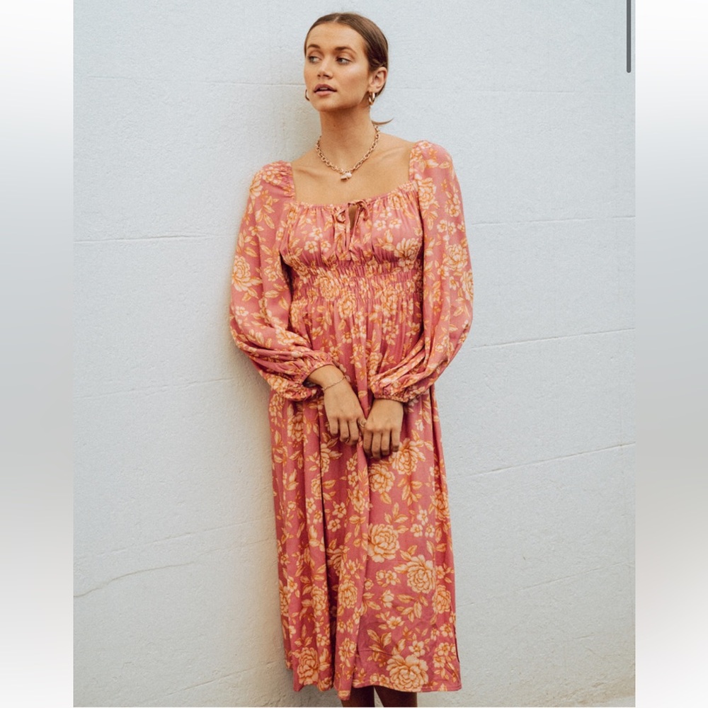 PAPER HEART Caitlyn Pink Floral Long Sleeve Midi Dress NWT - Picture 1 of 16